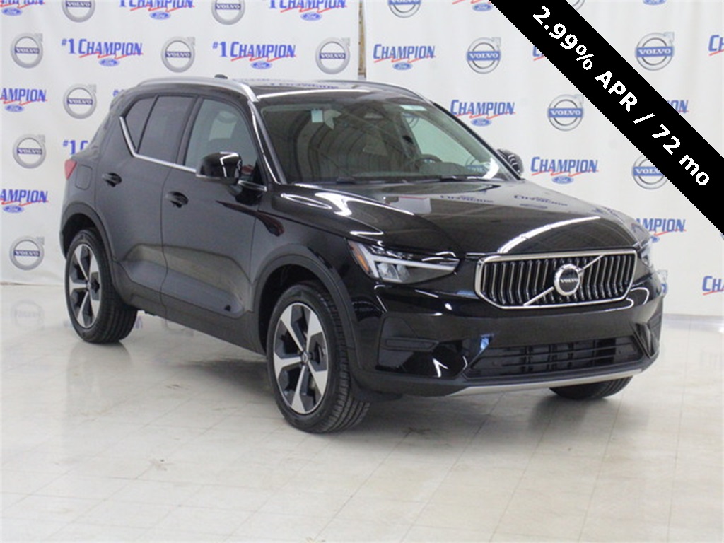 2025 Volvo XC40