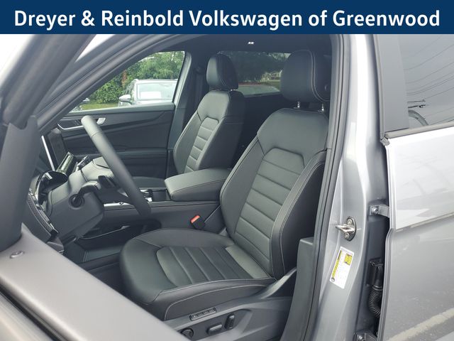 2025 Volkswagen Atlas Cross Sport SEL R-Line photo 20