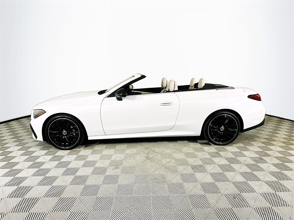 2026 Mercedes Benz CLE 450 4MATIC photo 4