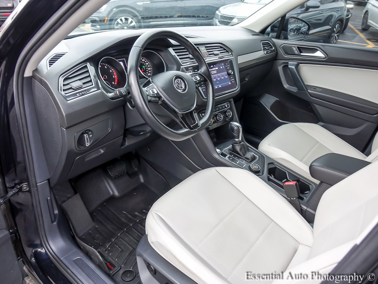 2019 VOLKSWAGEN TIGUAN - Image 8