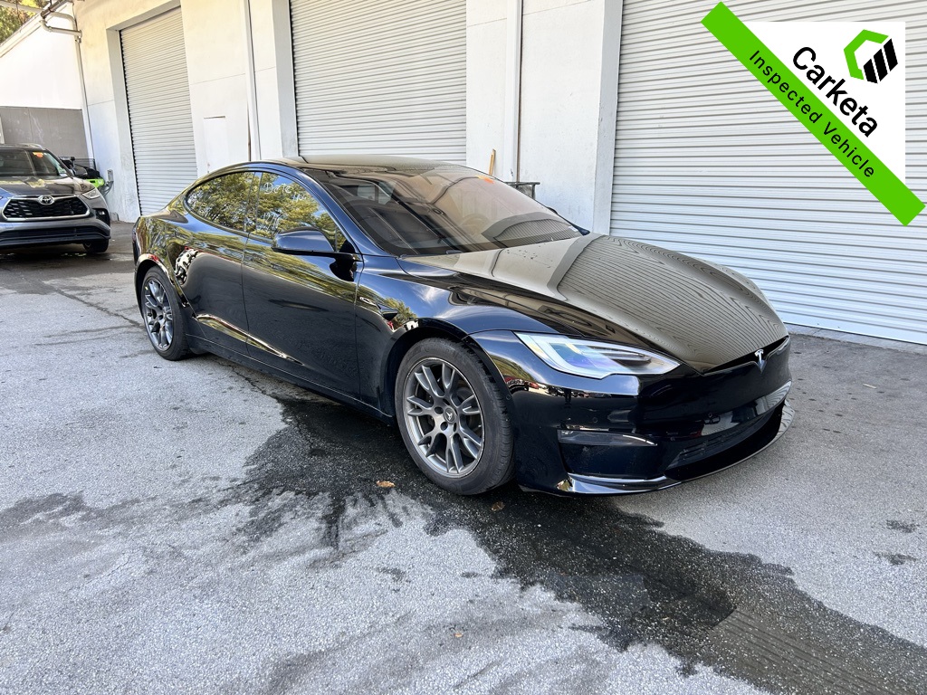 2022 Tesla Model S Base's photo