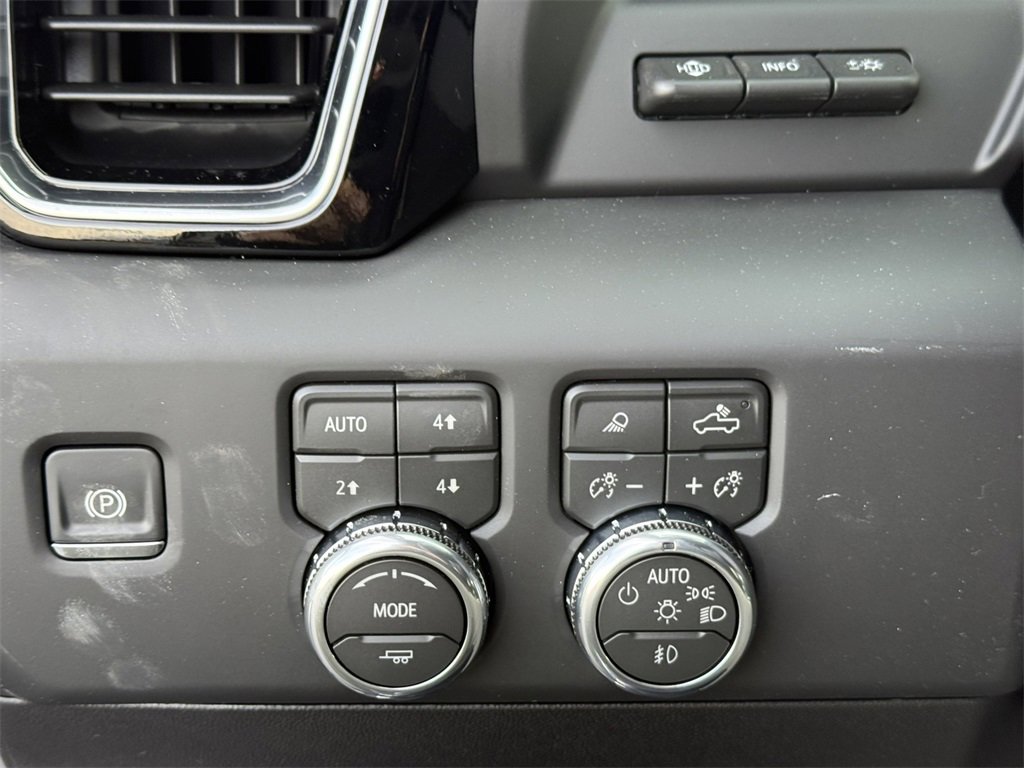 2026 GMC SIERRA HD - Image 18