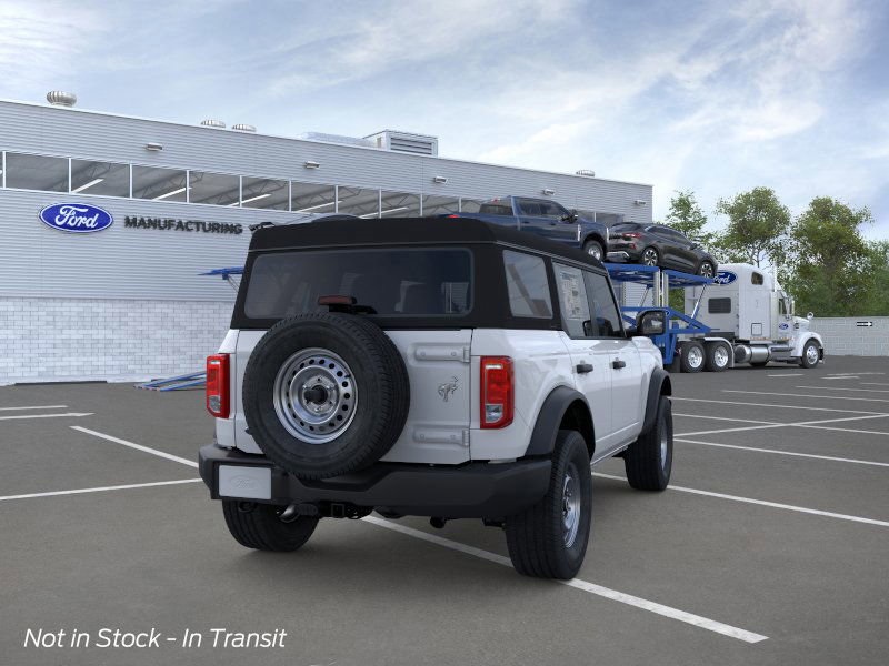 2025 Ford Bronco Base photo 8