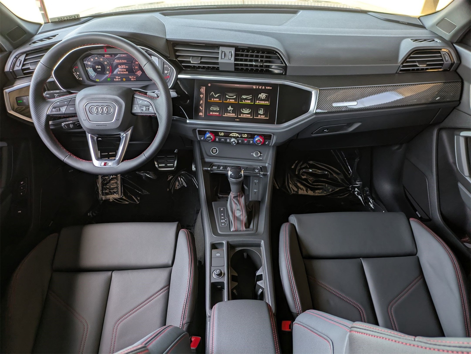 2025 Audi Q3 S line Premium Plus photo 4