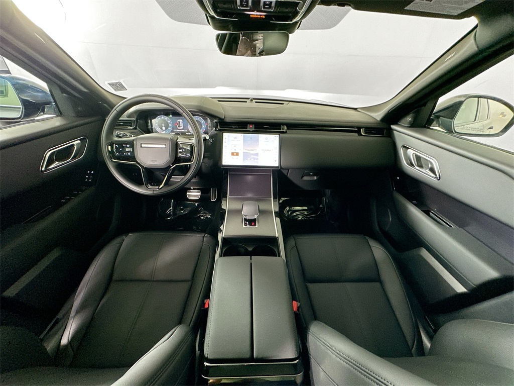 2026 Land Rover Range Rover Velar SE photo 22