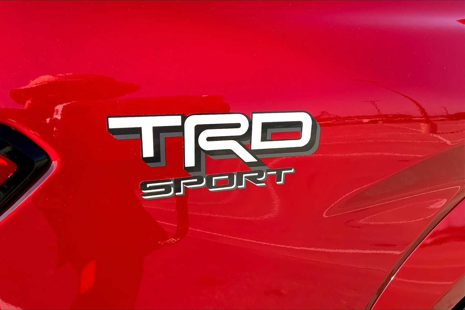 2024 Toyota Tacoma TRD Sport photo 9