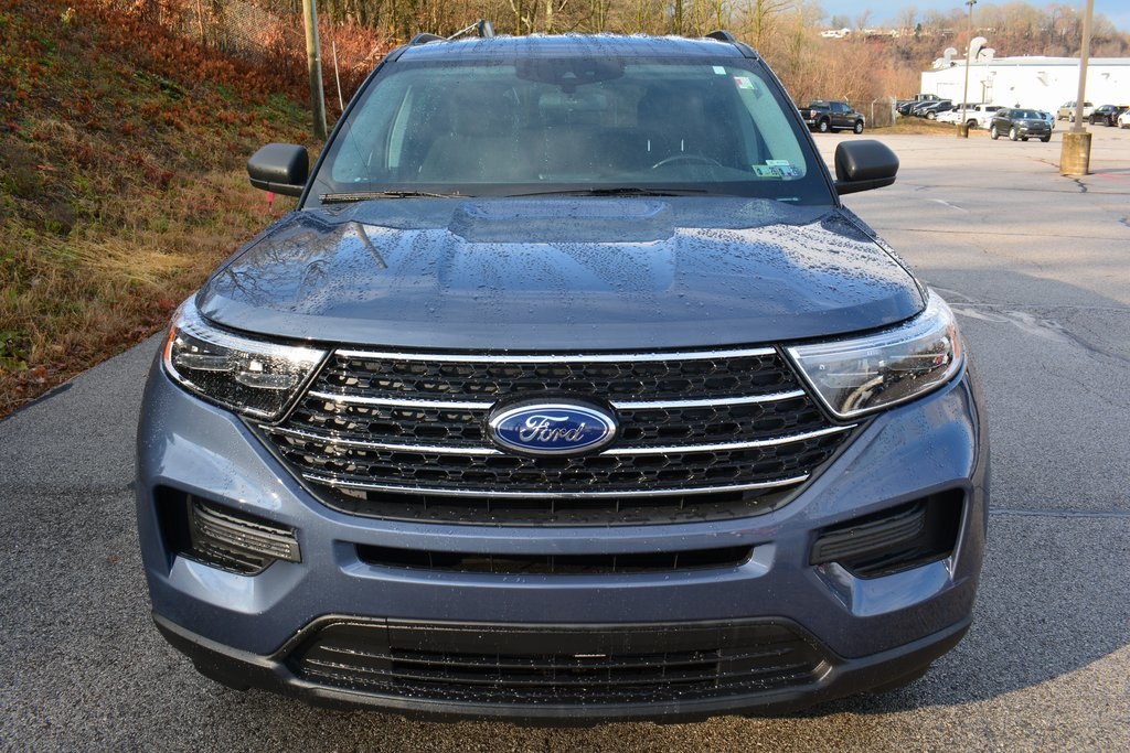 2021 Ford Explorer XLT photo 2