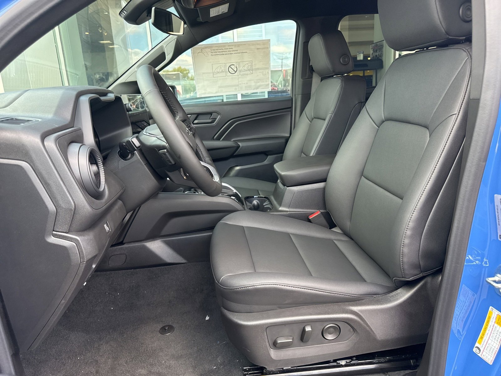 2026 Chevrolet Colorado Trail Boss photo 15