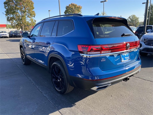 2025 Volkswagen Atlas SE Technology photo 4