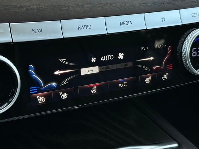 2024 Genesis Electrified G80 photo 29