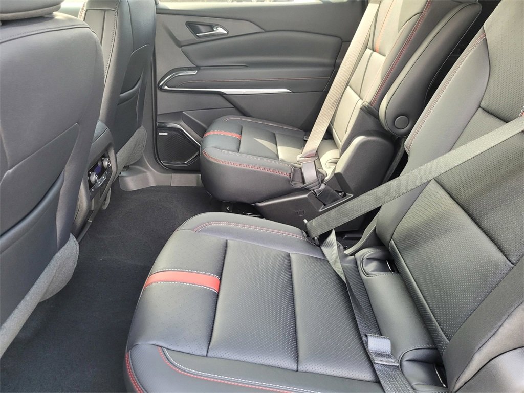 2026 Chevrolet Traverse RS photo 8