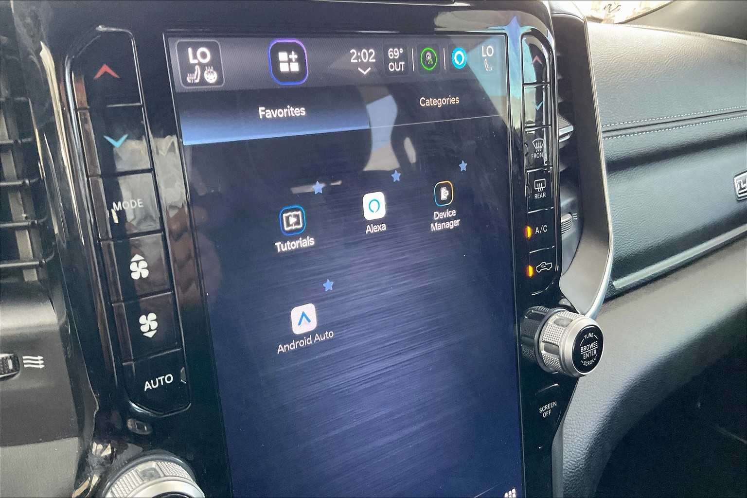 2023 Ram 1500 Laramie photo 31