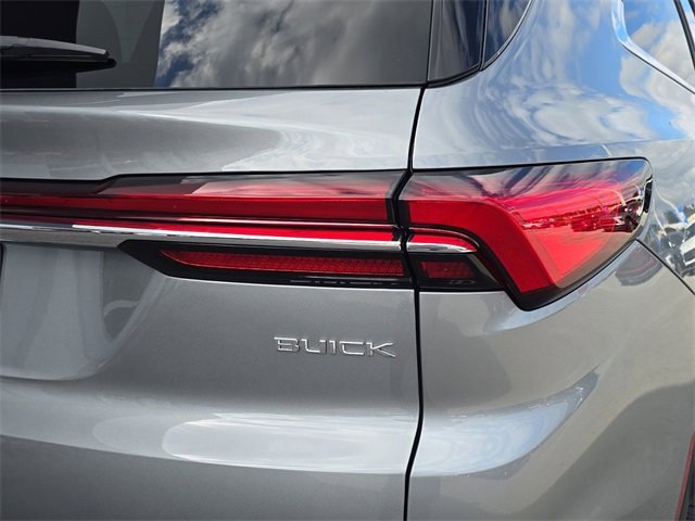 2025 Buick Enclave Preferred photo 3