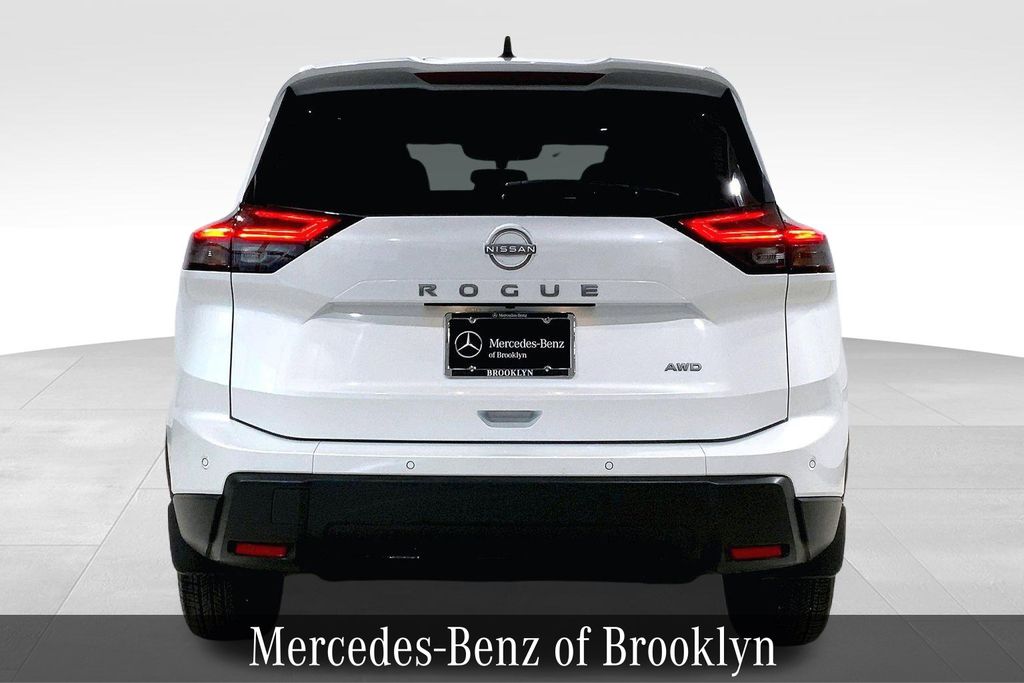 2024 Nissan Rogue S photo 3