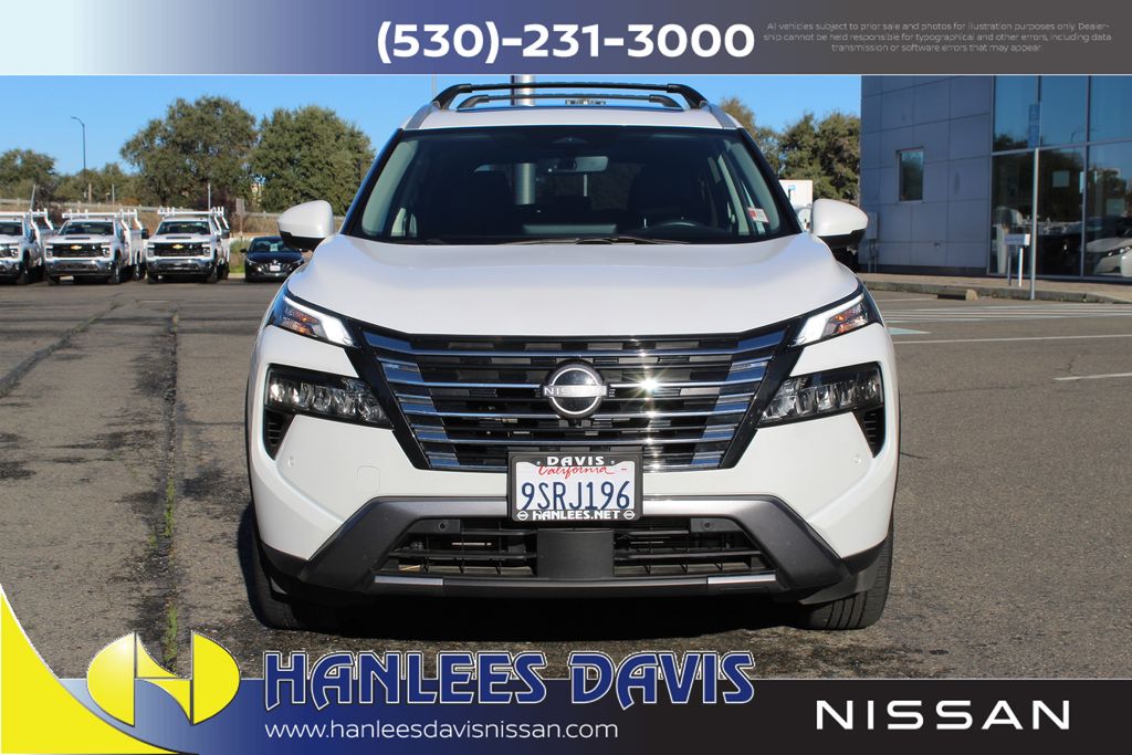 2024 Nissan Rogue SL photo 3