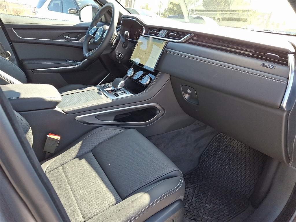 2026 Jaguar F-PACE P250 R-Dynamic S photo 4