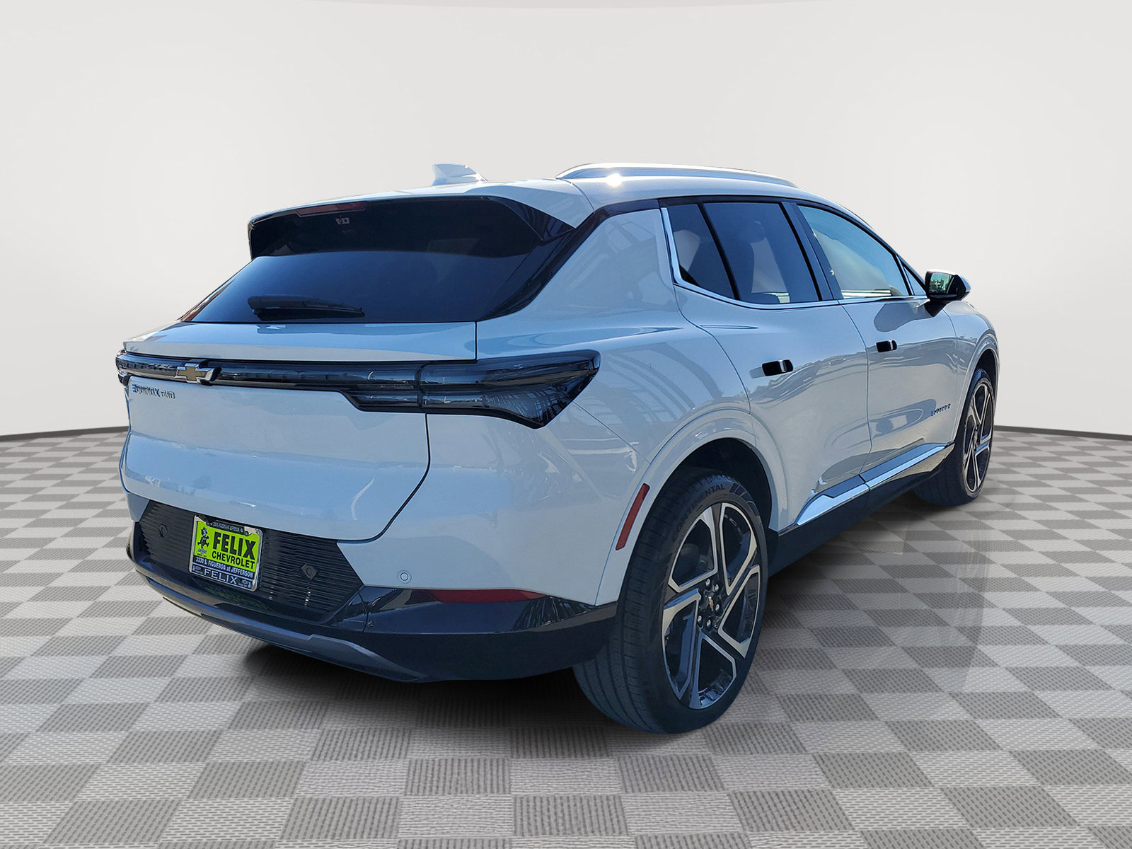 2026 Chevrolet Equinox EV 1LT photo 3