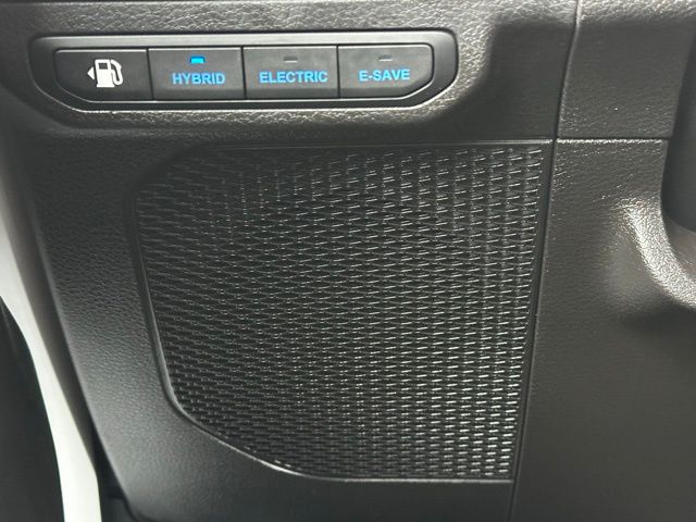 2024 Jeep Wrangler Sahara 4xe photo 17