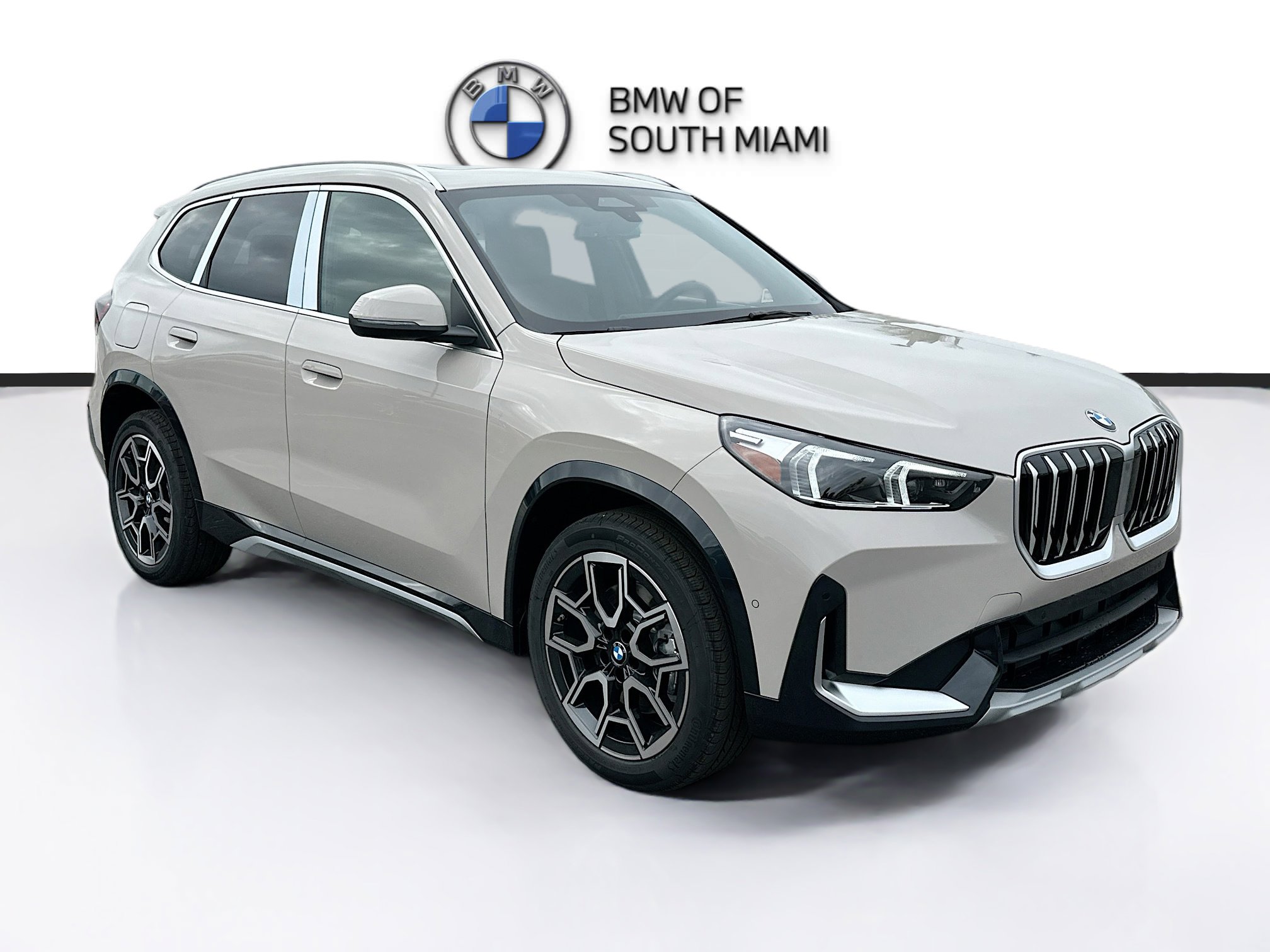 2026 BMW X1 28i's photo