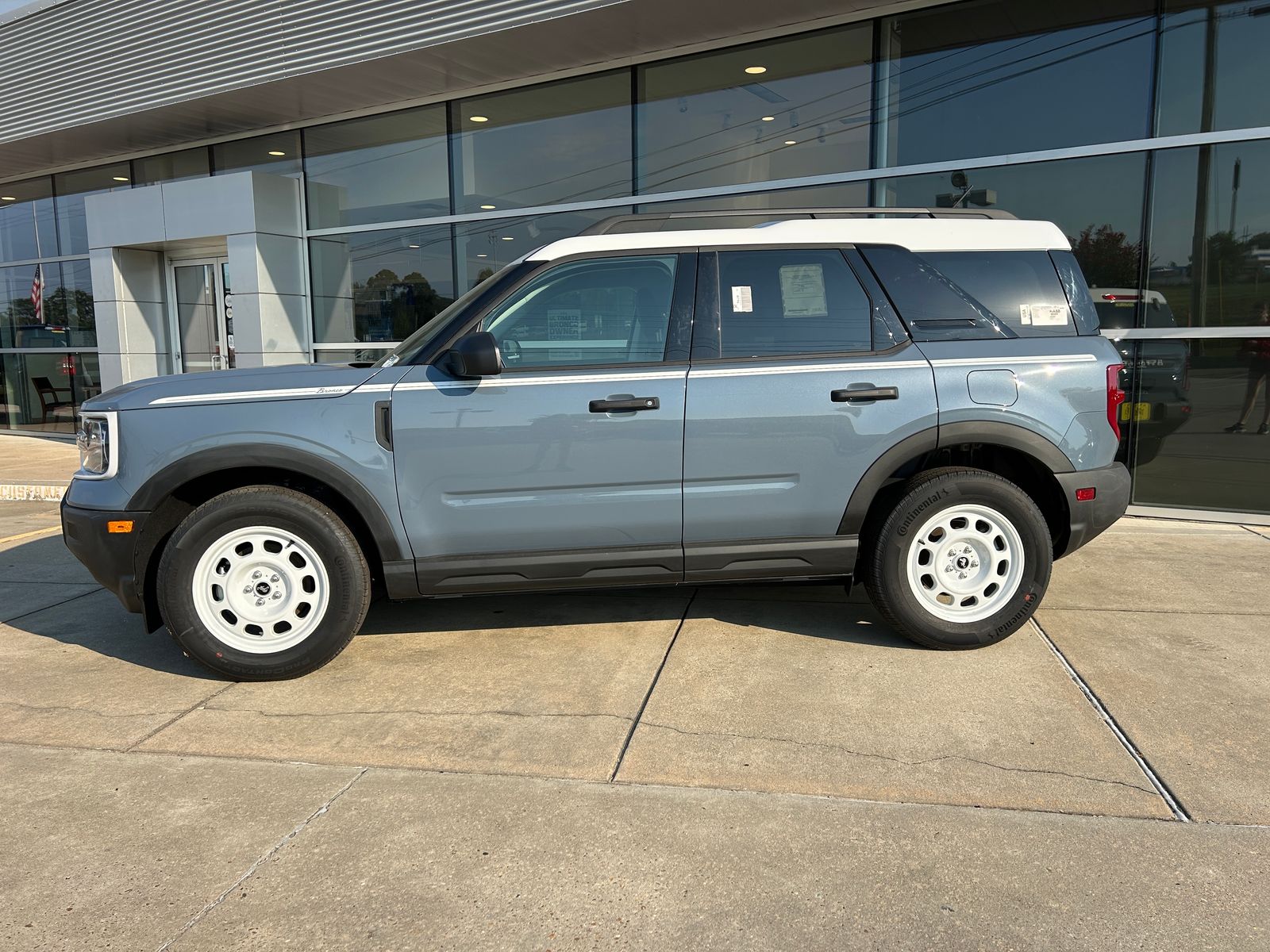 2025 Ford Bronco Sport Heritage photo 3