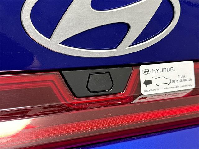 2025 Hyundai Elantra SEL Convenience photo 34