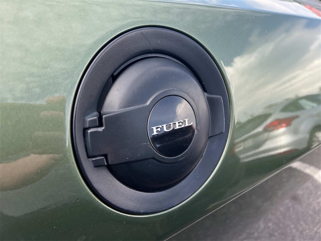 2020 Dodge Challenger SXT photo 17