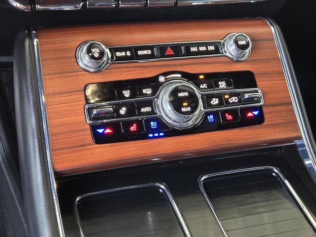 2022 Lincoln Aviator Reserve photo 17