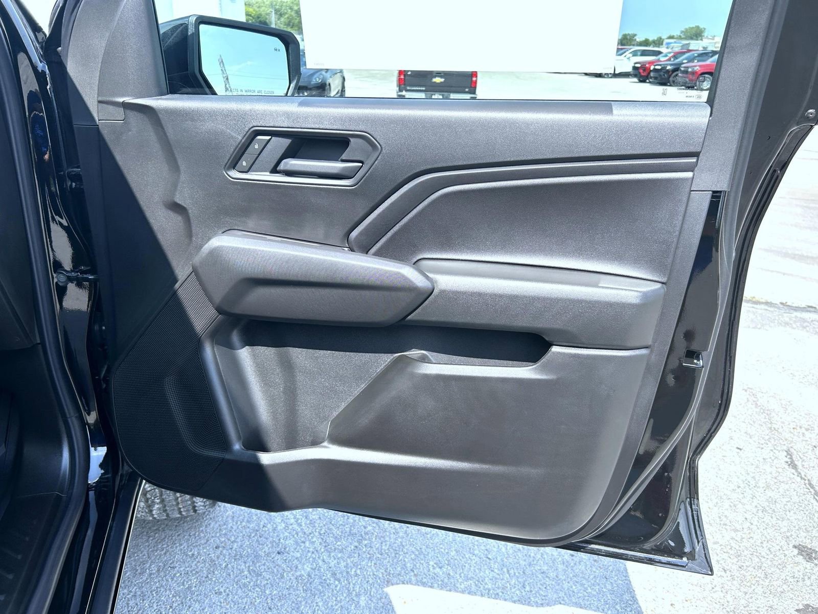 2026 Chevrolet Colorado Trail Boss photo 14