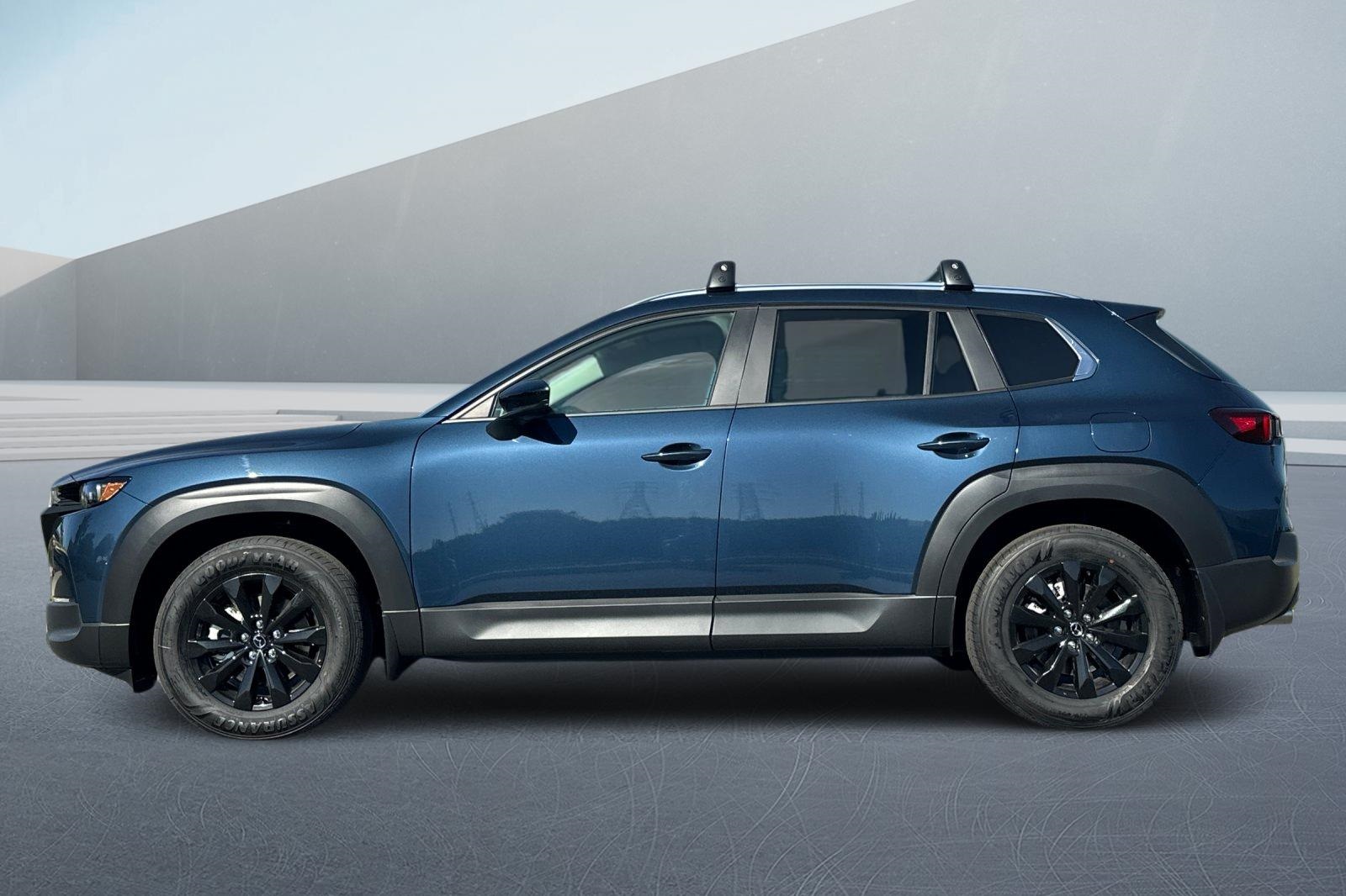 2025 Mazda CX-50 2.5 Select photo 3