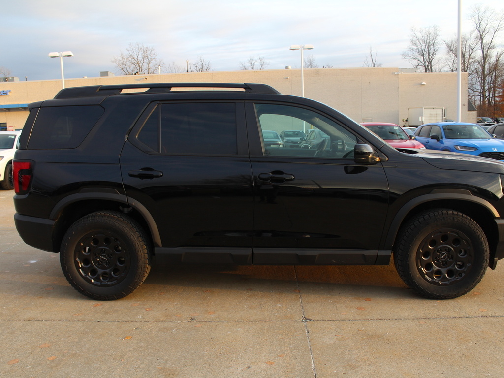 2026 Honda Passport TrailSport photo 2