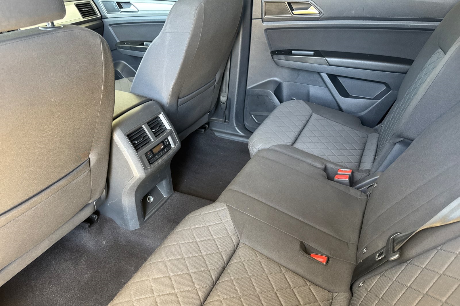2021 Volkswagen Atlas S photo 12