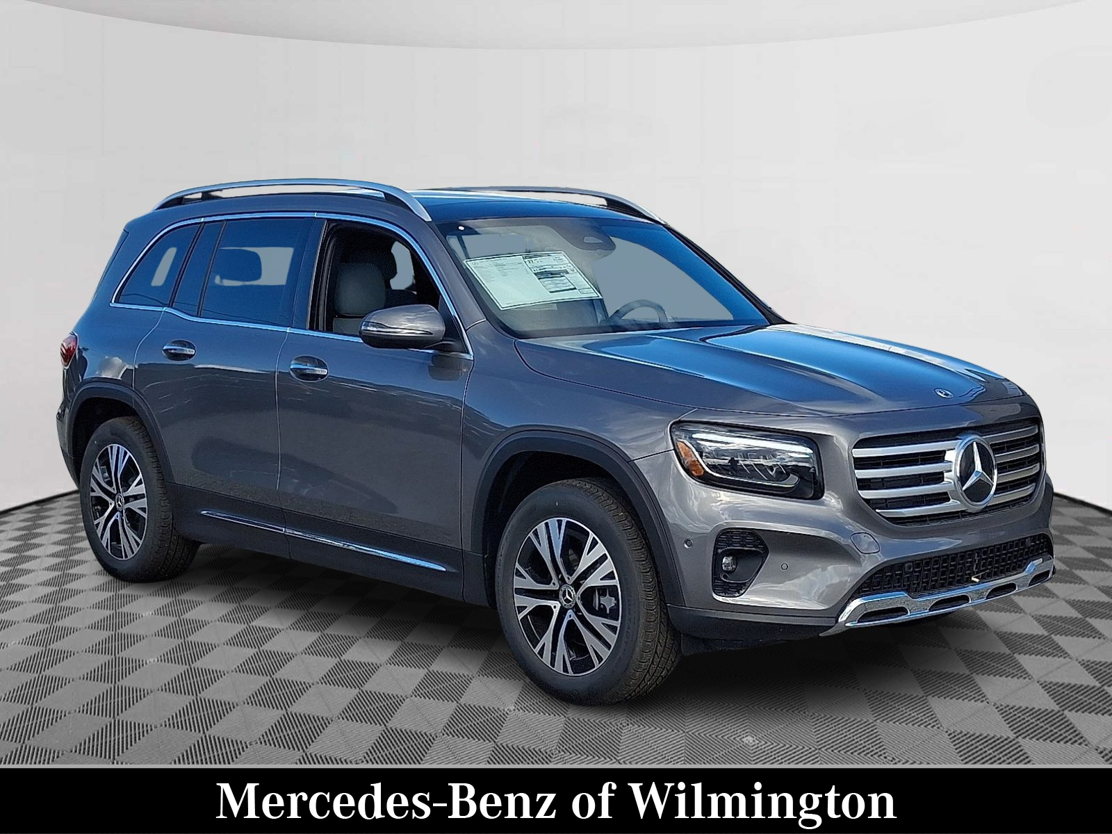 2026 Mercedes-Benz GLB GLB 250's photo