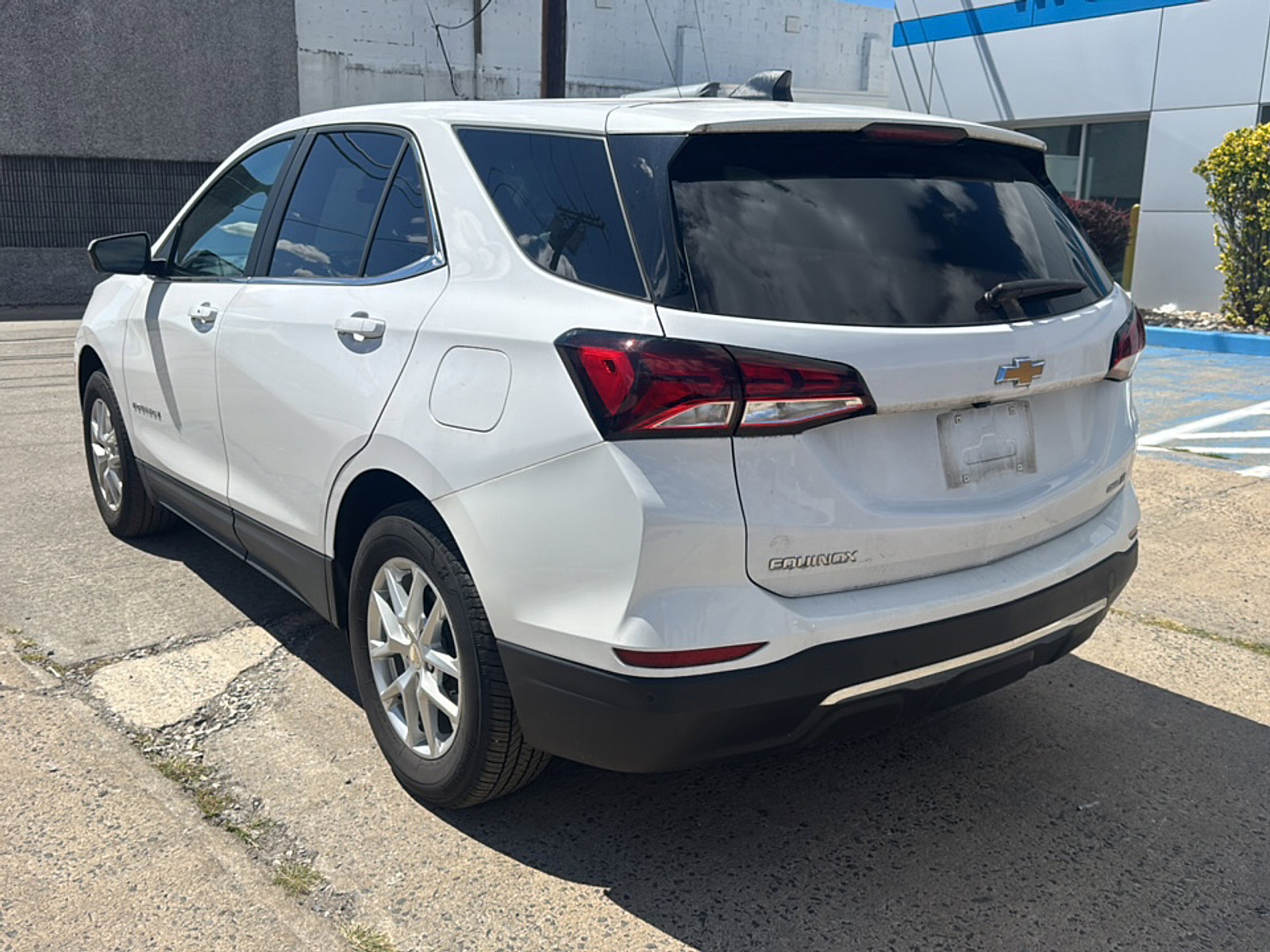 2023 Chevrolet Equinox LT photo 4