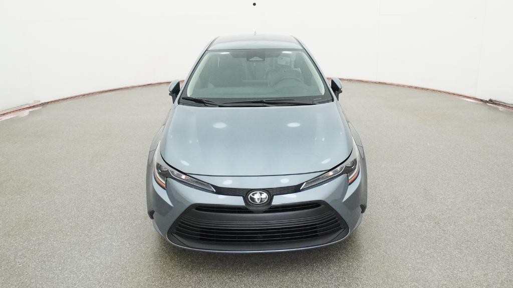2026 Toyota Corolla LE photo 2