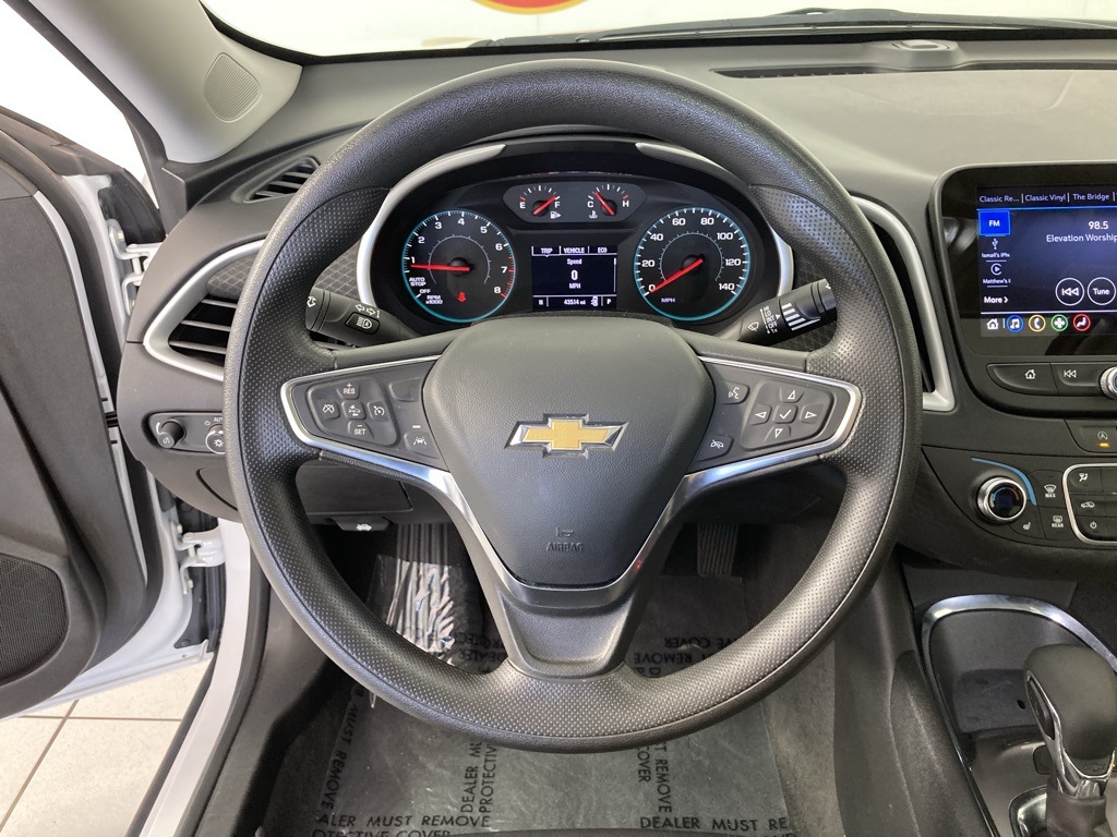 2024 Chevrolet Malibu 1LT photo 7