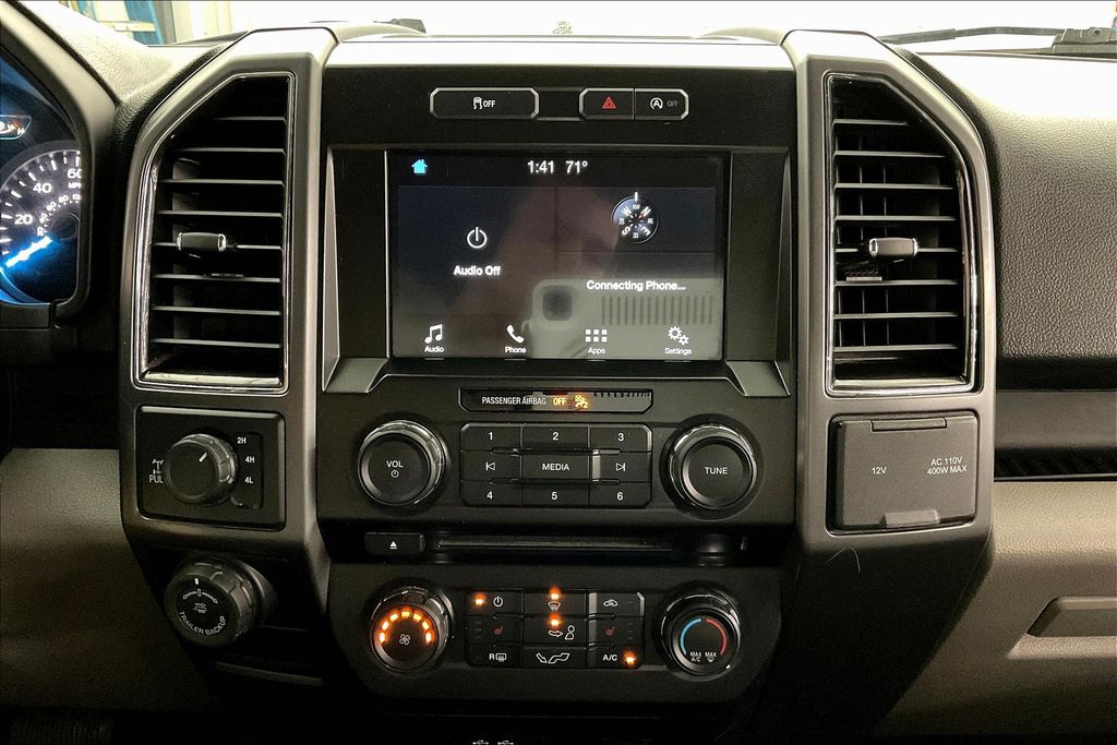 2017 Ford F-150 XLT photo 31