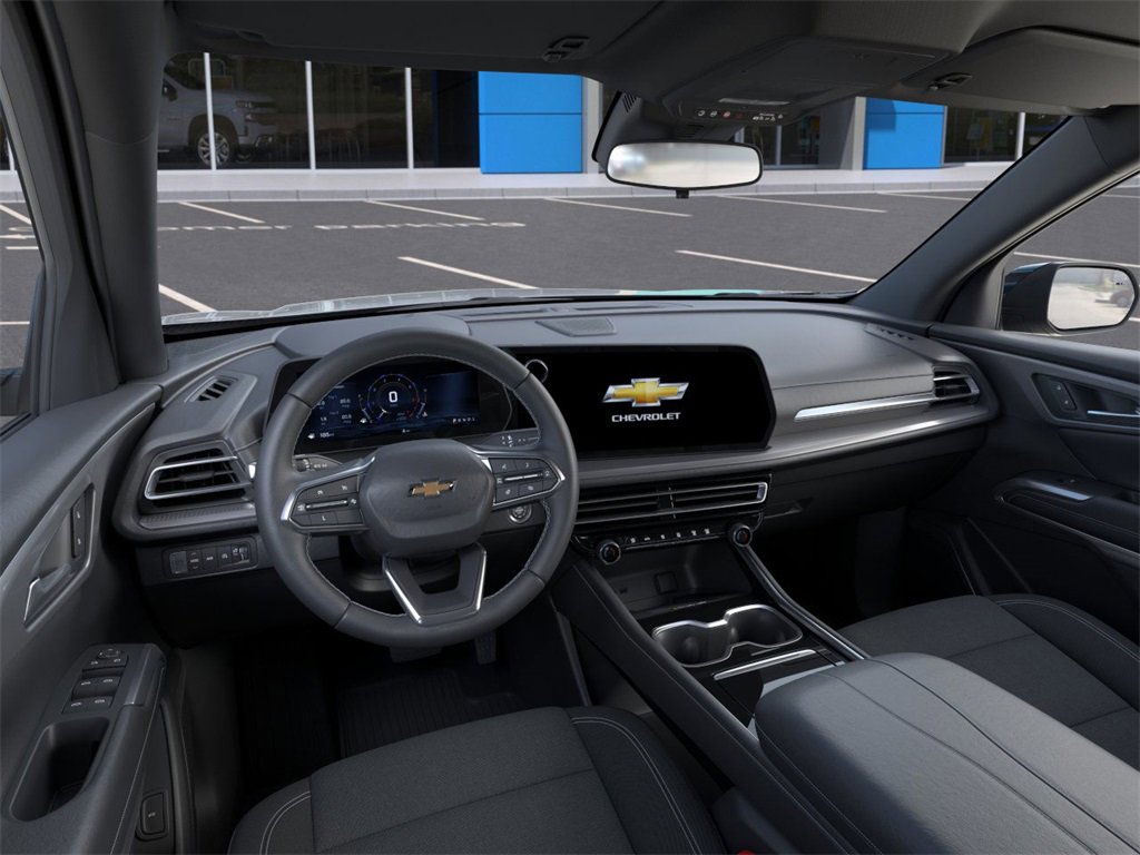 2026 Chevrolet Traverse photo 13