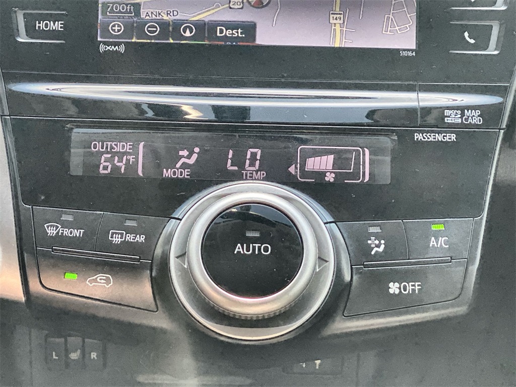 2017 Toyota Prius V Four photo 16
