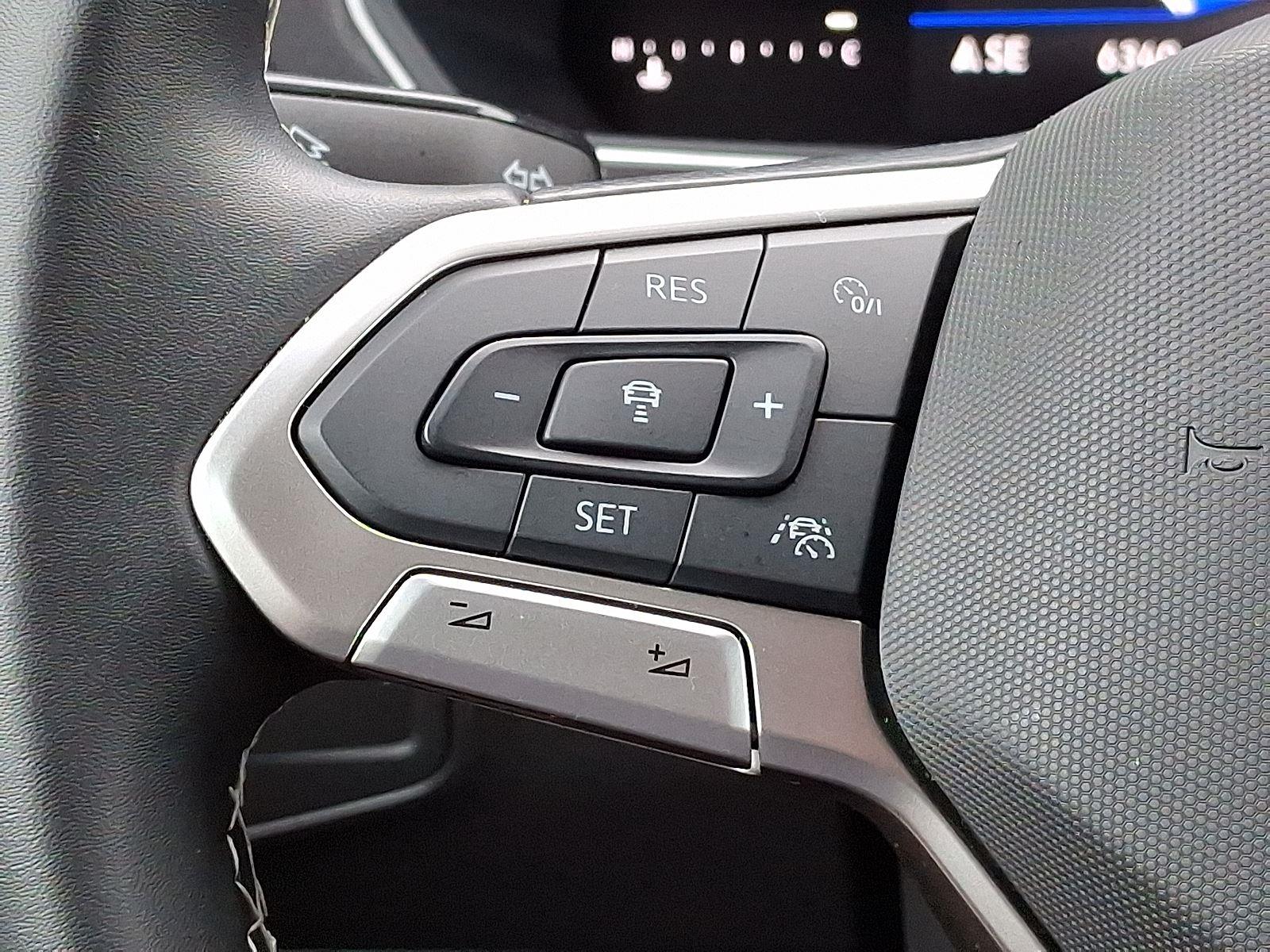 2024 Volkswagen Tiguan SE Wolfsburg Edition photo 19