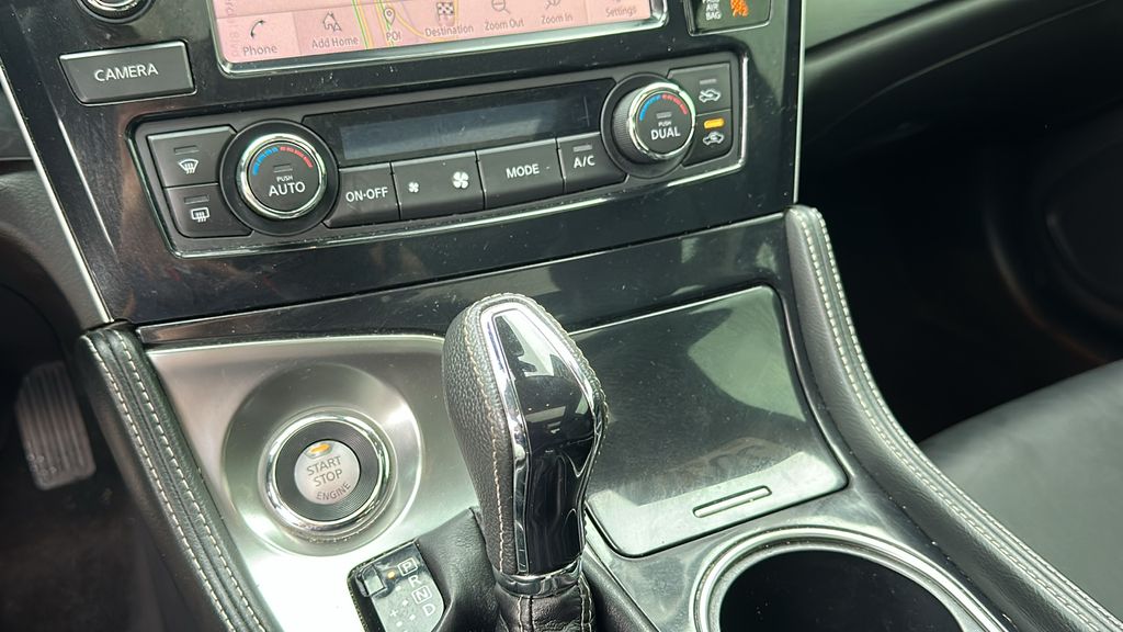2020 Nissan Maxima Platinum photo 18