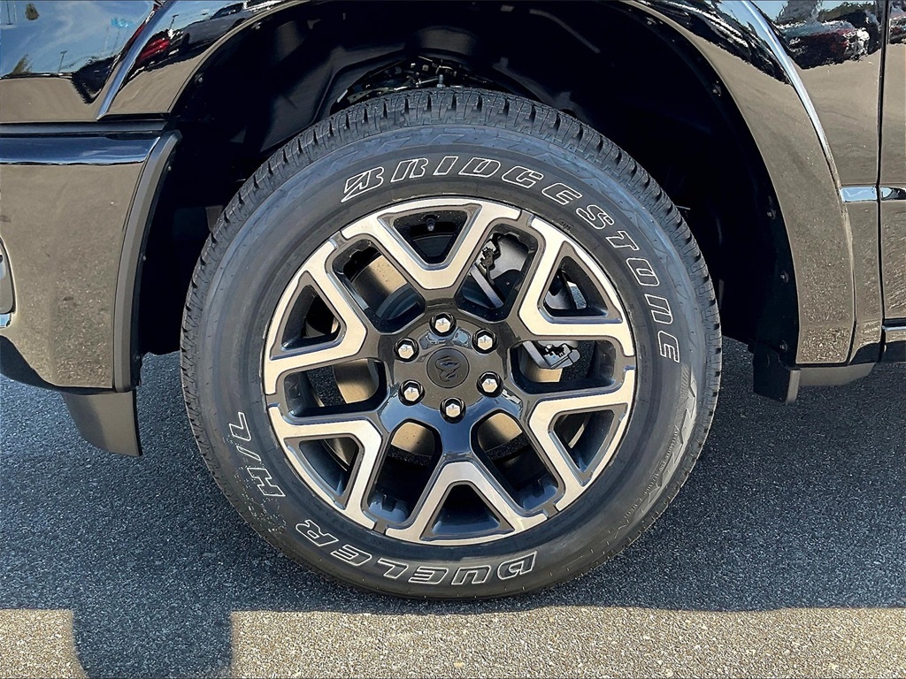 2026 Ram 1500 Laramie photo 7
