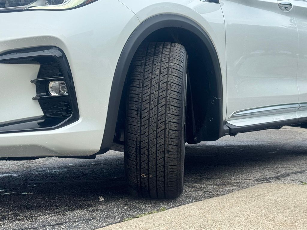 2025 Infiniti QX55 Luxe photo 10