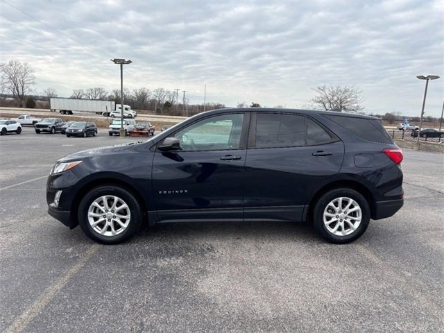 Used 2020 Chevrolet Equinox LS with VIN 3GNAXHEV6LS607611 for sale in Columbia, IL