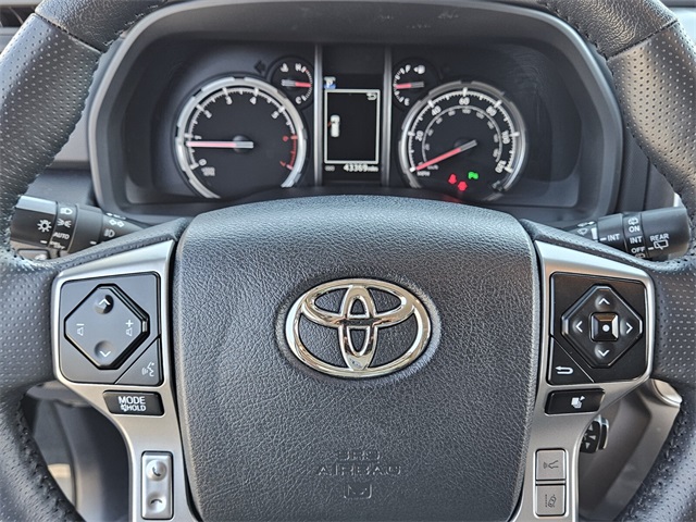 2023 Toyota 4Runner Limited photo 25