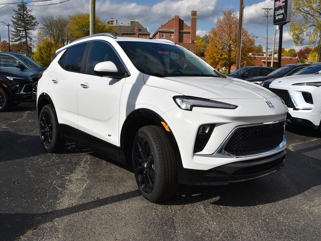 2026 Buick Encore GX Sport Touring photo 3