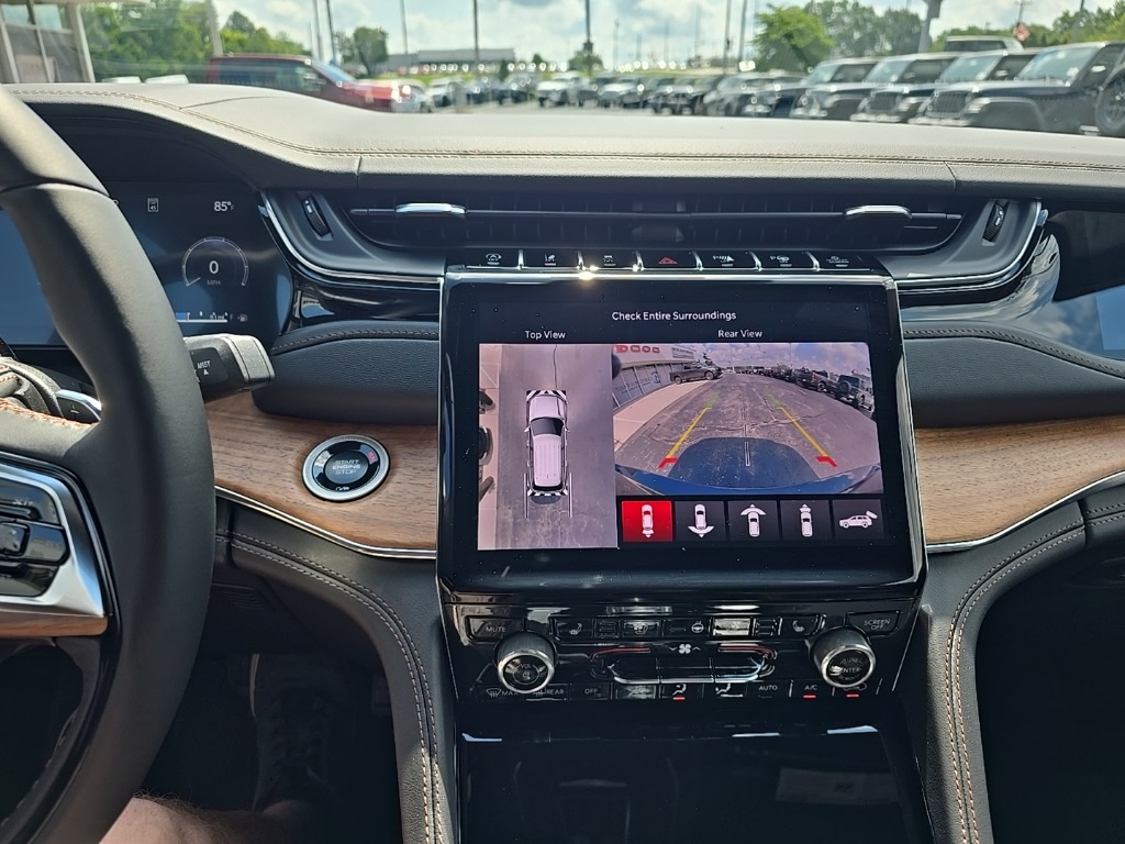 2025 Jeep Grand Cherokee L Summit Reserve photo 19