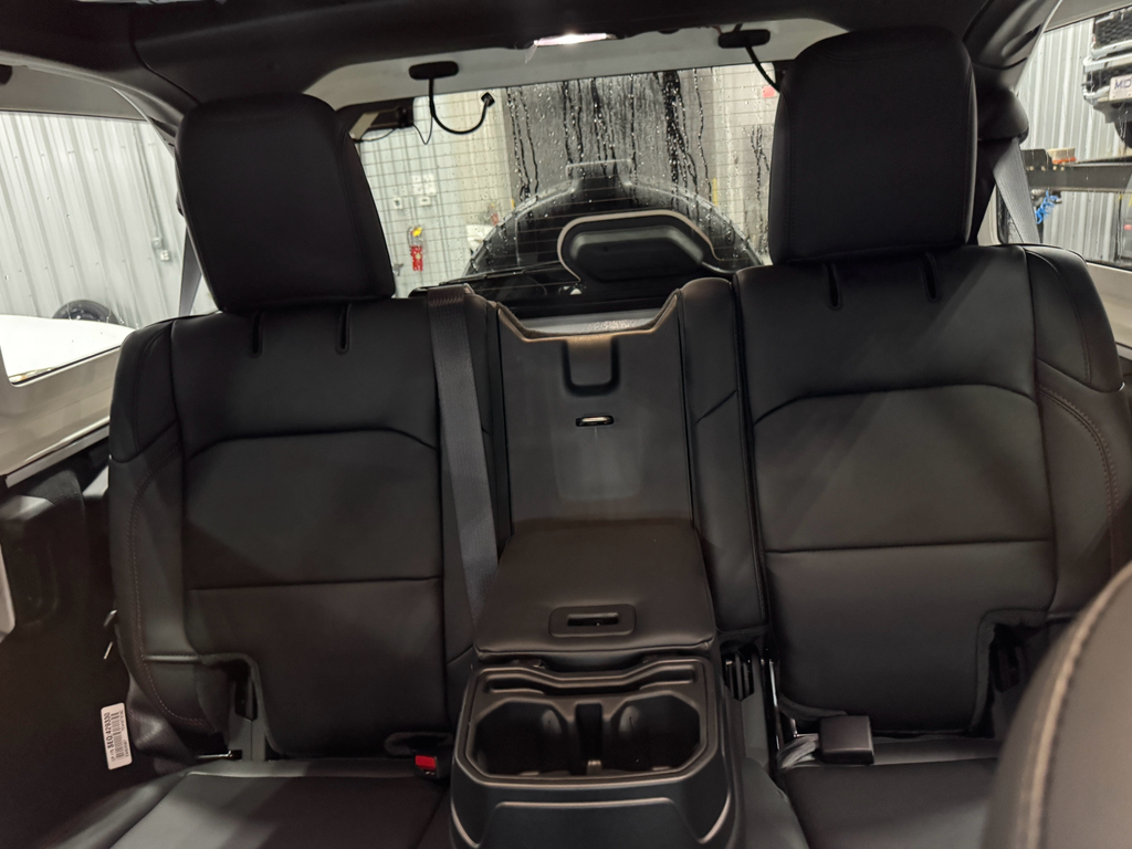 2025 Jeep Wrangler Rubicon X photo 37