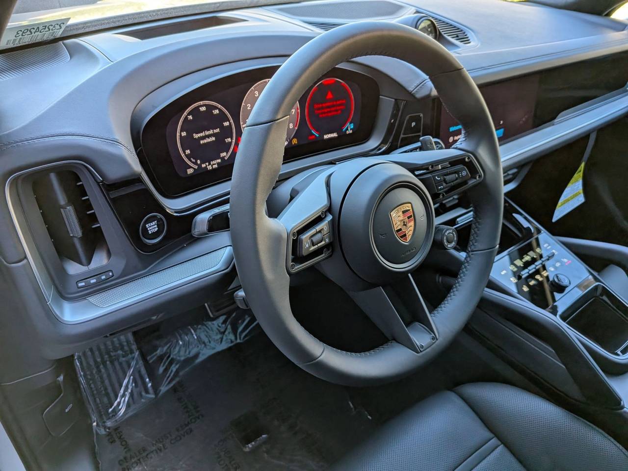 2025 Porsche Cayenne S photo 3
