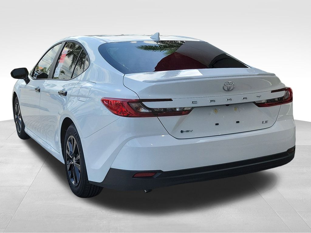 2025 Toyota Camry LE photo 7