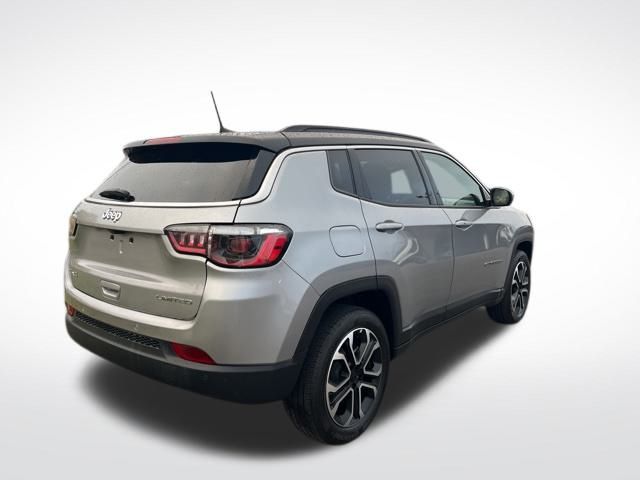 2024 Jeep Compass Limited photo 5